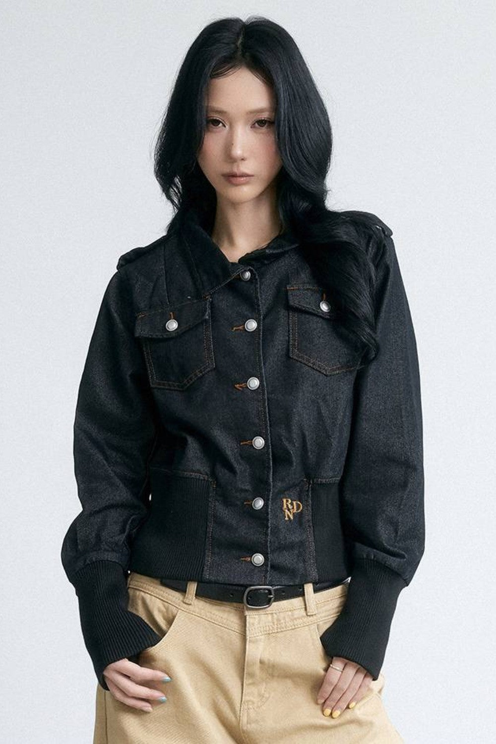 Slim Button Cropped Jacket