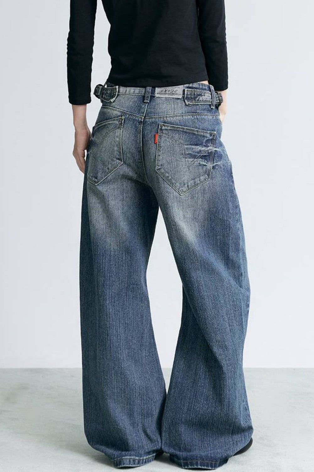 Vintage Drift Wide-Leg Jeans