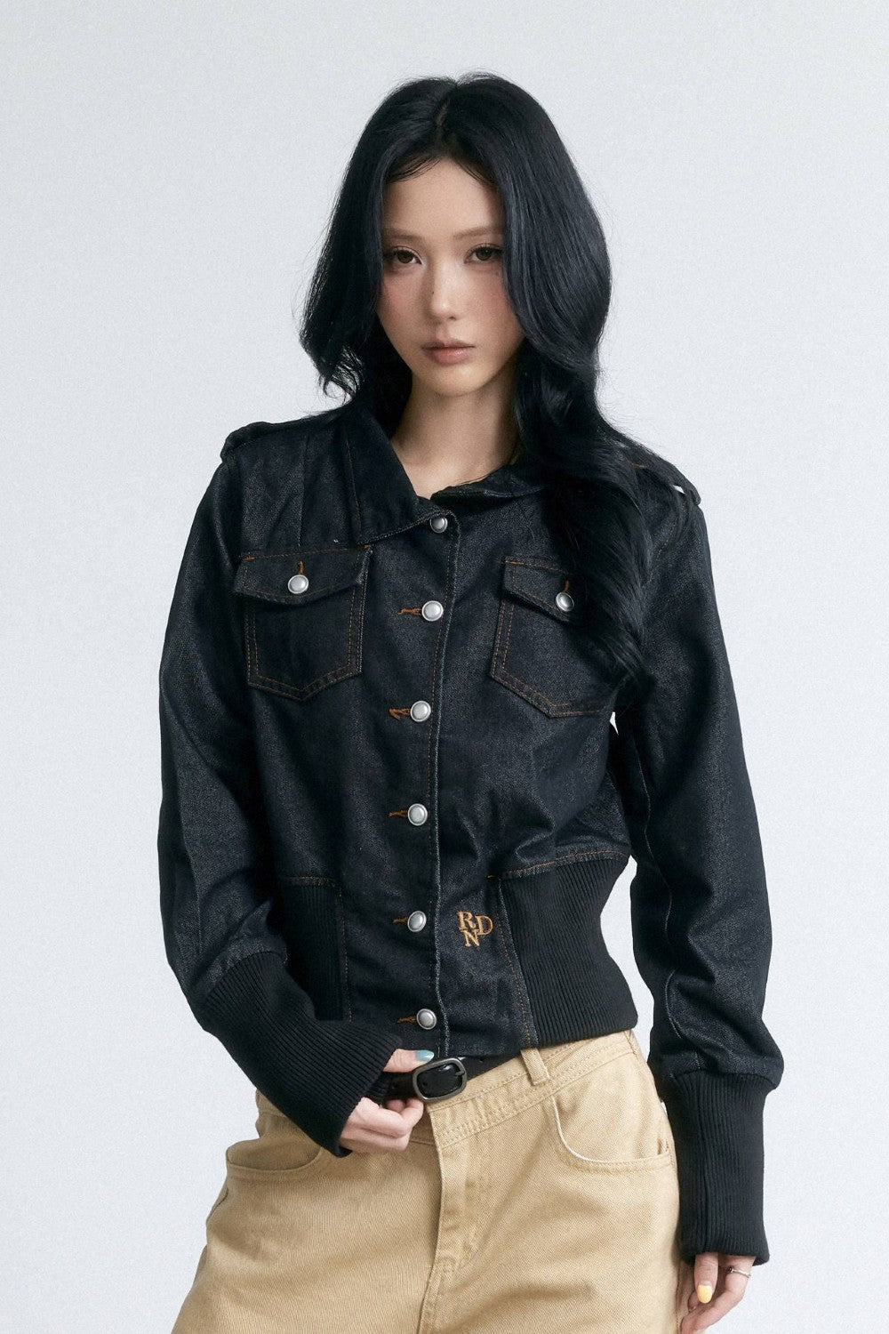 Slim Button Cropped Jacket