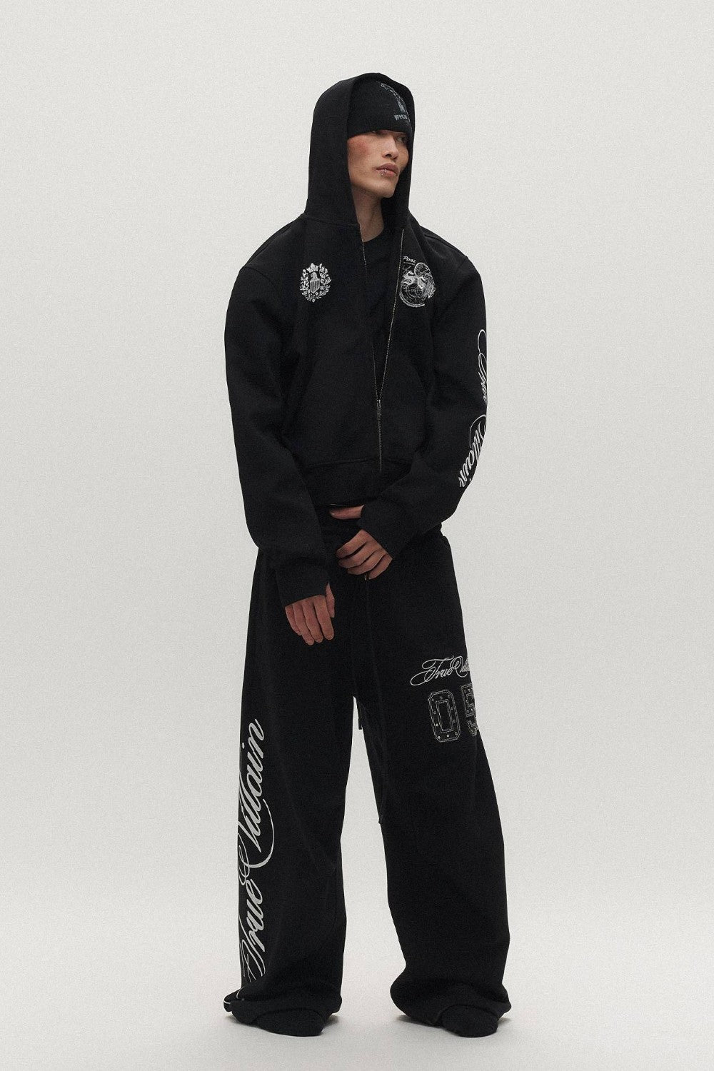 Black True Villain Sweatpants